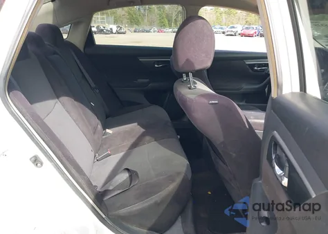 2013 Nissan Altima 2.5 z USA, uszkodzony, nr VIN 1N4AL3AP3DC293394